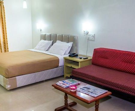 Sai Priya Beach Resort Visakhapatnam Buitenkant foto