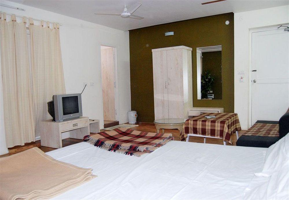 Sai Priya Beach Resort Visakhapatnam Buitenkant foto