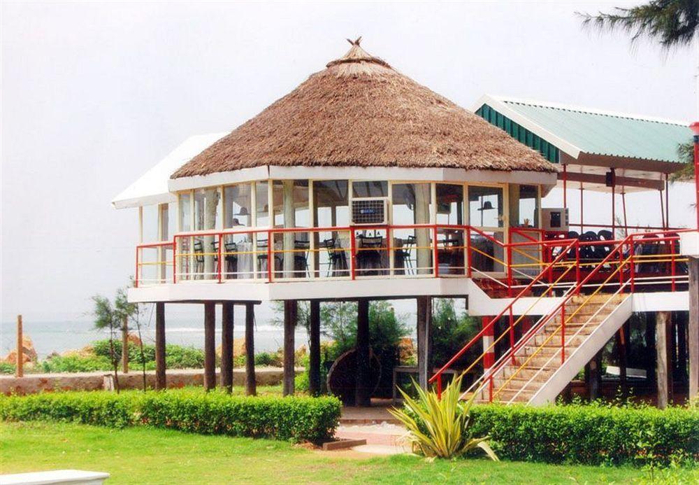 Sai Priya Beach Resort Visakhapatnam Buitenkant foto